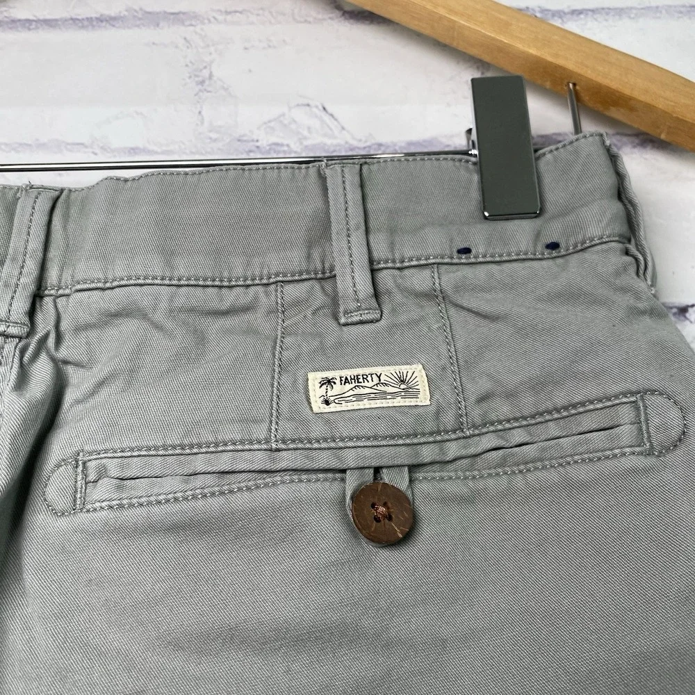 Faherty Shorts Men's Size 28 Chino Organic Cotton‎ Tencel Gray 8